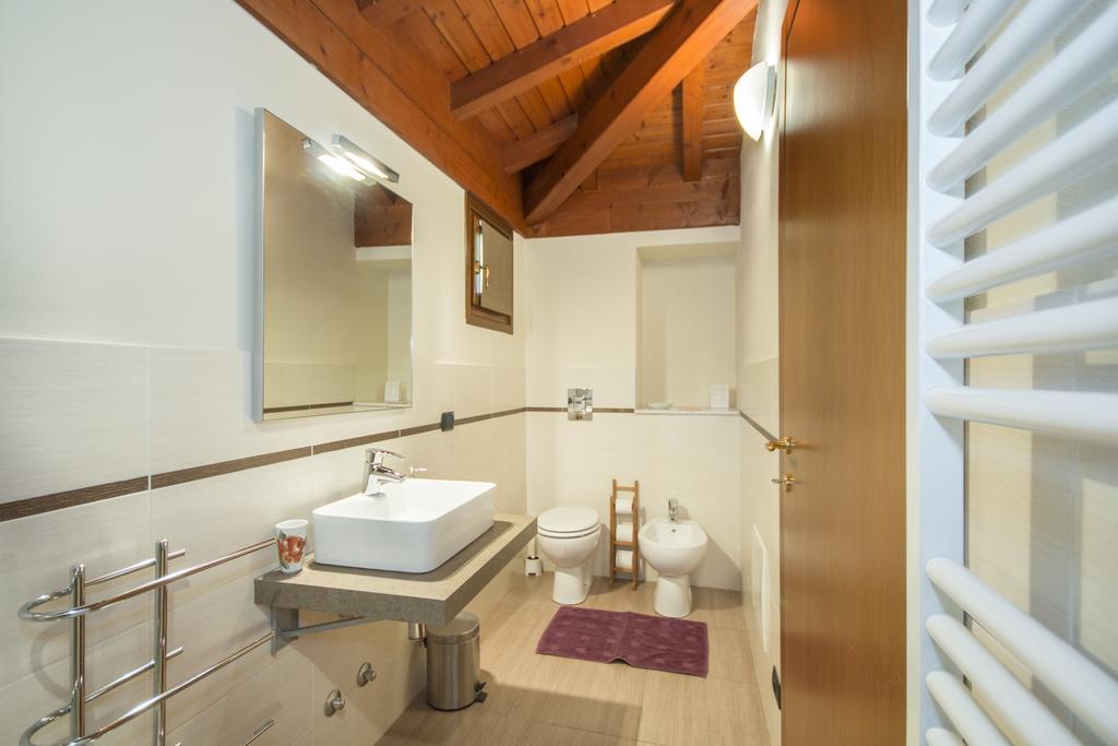 Casa Ceruti Bed & Breakfast Villa Guardia